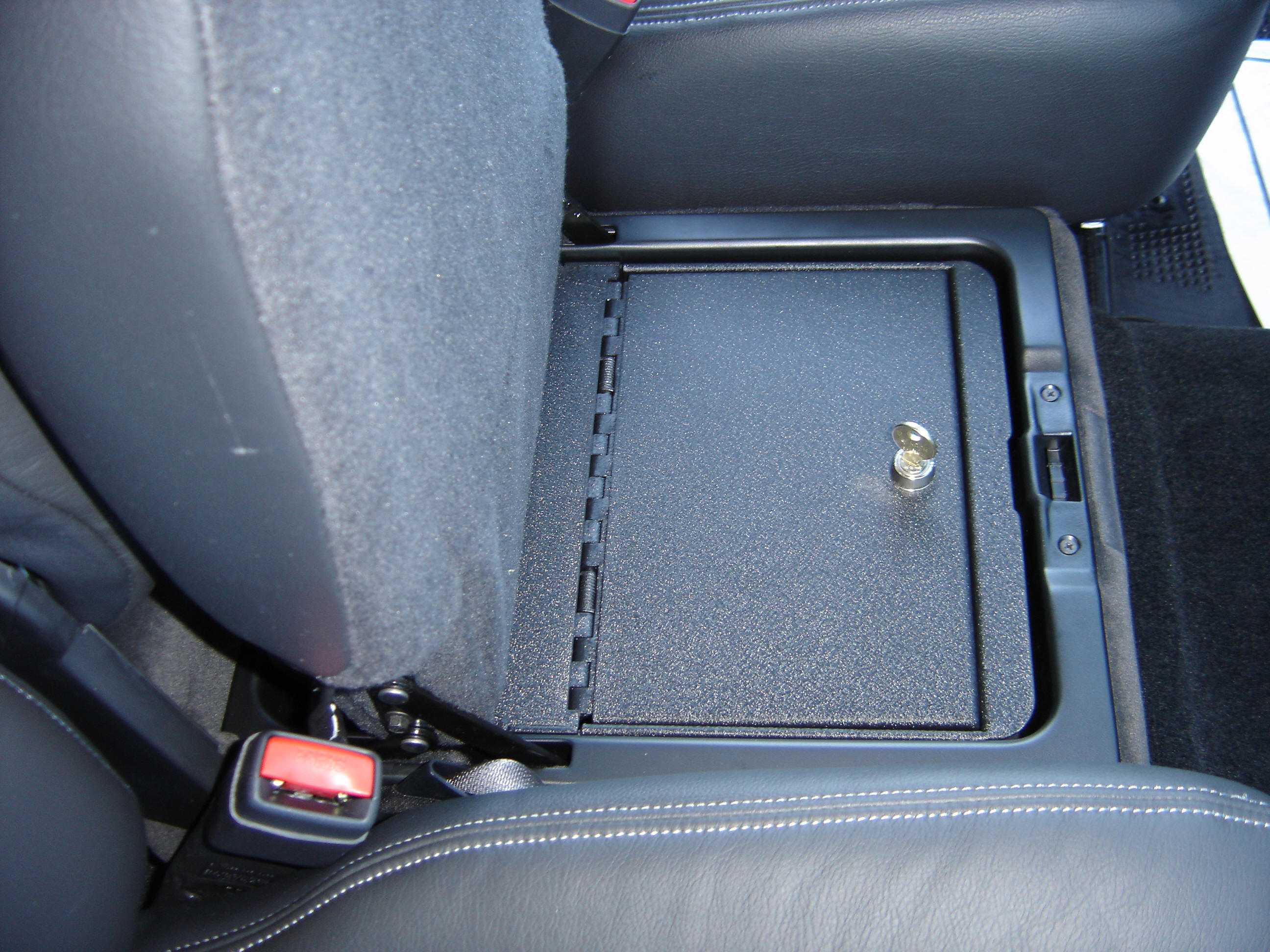 Install A Truck Safe To Secure Your Personal Belongings